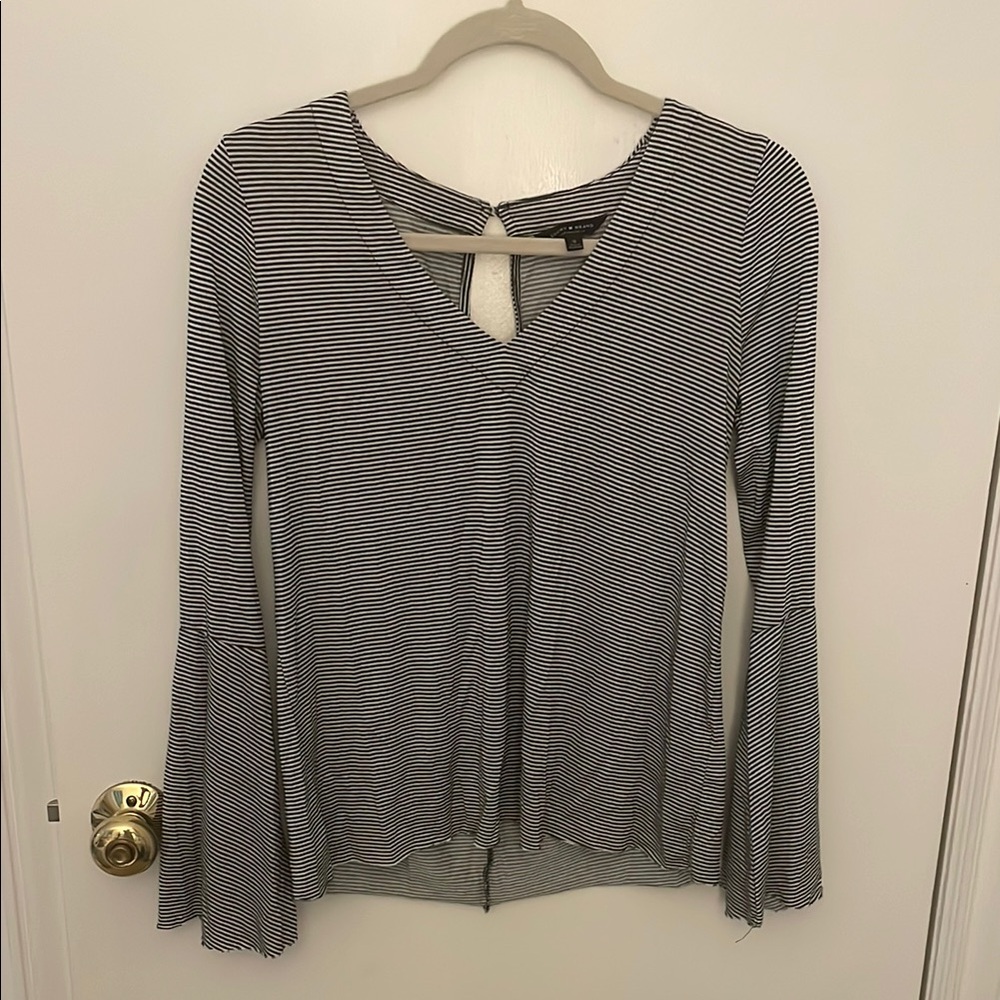 Lucky Brand Gray Bell Sleeve Blouse with Cut Out